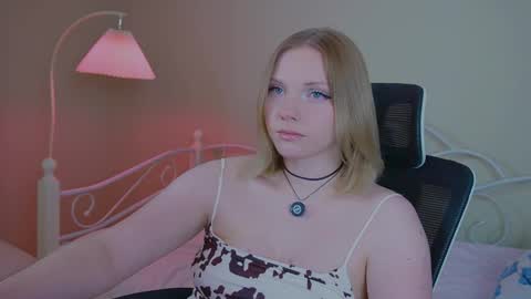 Viktoria online show from February 2026 07:48:01 PM