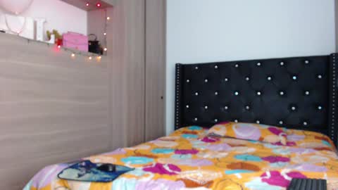 Snapshot of _ravenna_ chatting on January 2025 11:55:01 PM Samara Romero online show from January 2025 11:55:01 PM