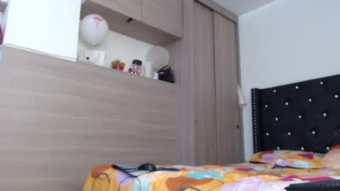 Snapshot of _ravenna_ chatting on February 2025 09:21:02 PM Samara Romero online show from February 2025 09:21:02 PM