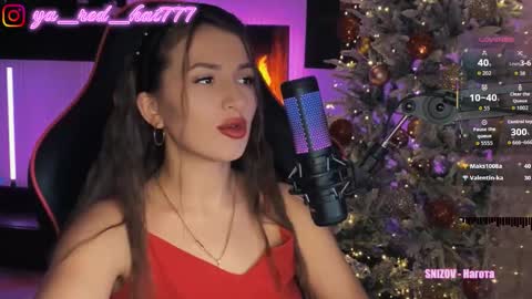 Snapshot of _red_hat_7 chatting on November 2025 05:34:02 PM -RED HAT- online show from November 2025 05:34:02 PM