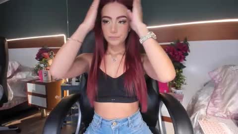 Snapshot of _redfoxxx_ chatting on March 2026 06:34:01 PM You can tell me Mariana online show from March 2026 06:34:01 PM