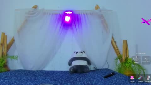 Snapshot of _redmoon chatting on December 2025 07:44:01 PM Moon online show from December 2025 07:44:01 PM