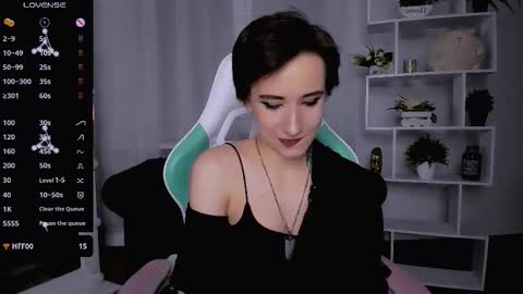 Snapshot of _rein_ramm chatting on November 2025 06:04:02 PM Rein online show from November 2025 06:04:02 PM