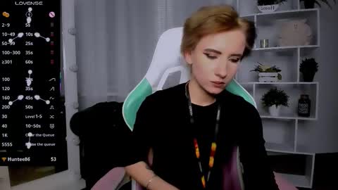 Snapshot of _rein_ramm chatting on November 2025 07:14:02 PM Rein online show from November 2025 07:14:02 PM