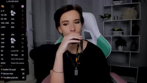 Snapshot of _rein_ramm chatting on November 2025 08:00:01 PM Rein online show from November 2025 08:00:01 PM