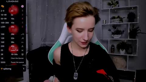 Snapshot of _rein_ramm chatting on February 2026 09:44:02 PM Rein online show from February 2026 09:44:02 PM