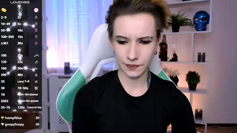 Snapshot of _rein_ramm chatting on May 2026 02:02:01 PM Rein online show from May 2026 02:02:01 PM