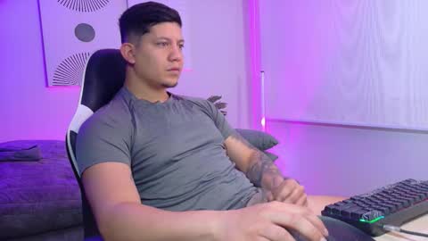 Roberto online show from March 2026 12:53:01 PM