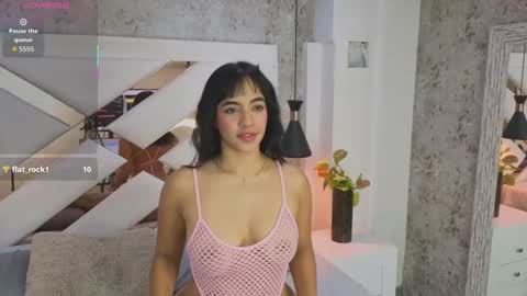 Sara online show from October 2025 07:47:02 PM