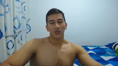 Snapshot of _sam_happy chatting on January 2025 02:11:02 AM Jak Sam My wish is to be able to have a good Christmas meet my goal of 10000 tks and be able to have a peaceful new year. online show from January 2025 02:11:02 AM