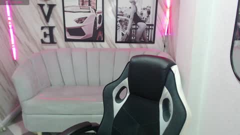 Snapshot of _samantha_b chatting on January 2025 06:49:01 PM Samantha online show from January 2025 06:49:01 PM