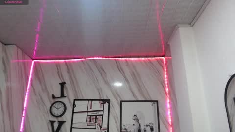 Snapshot of _samantha_b chatting on January 2025 12:42:01 PM Samantha online show from January 2025 12:42:01 PM