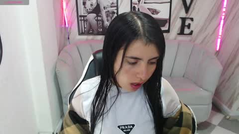 Snapshot of _samantha_b chatting on January 2025 12:41:02 PM Samantha online show from January 2025 12:41:02 PM