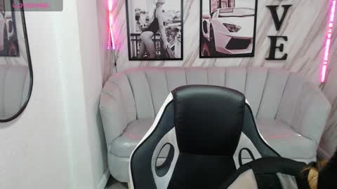 Snapshot of _samantha_b chatting on February 2025 12:48:01 PM Samantha online show from February 2025 12:48:01 PM