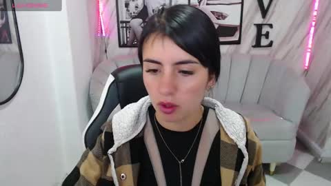 Snapshot of _samantha_b chatting on March 2025 01:07:01 PM Samantha online show from March 2025 01:07:01 PM