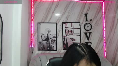 Snapshot of _samantha_b chatting on March 2025 12:48:02 PM Samantha online show from March 2025 12:48:02 PM