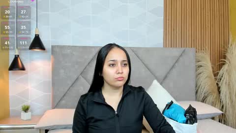 Antonella  online show from November 2025 12:06:01 PM