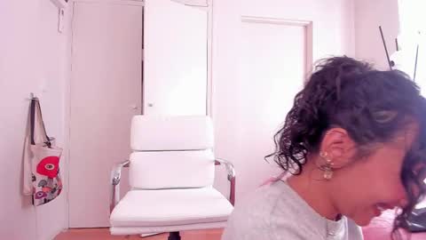 Snapshot of _sandy_s_ chatting on February 2025 11:53:01 PM Sandyy online show from February 2025 11:53:01 PM