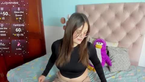 Sarah online show from February 2025 01:44:02 PM