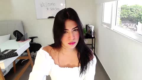 Sassy Girl online show from January 2025 06:27:02 PM