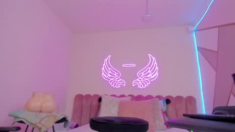 Scarlett online show from January 2025 11:03:02 AM