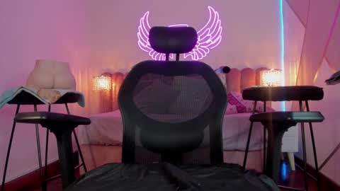 Scarlett online show from March 2025 02:19:02 PM