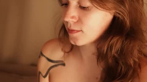 Lia online show from September 2025 07:39:02 PM