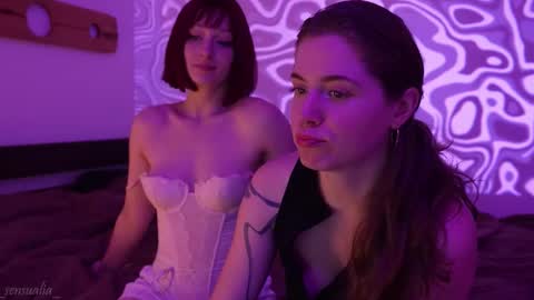 Snapshot of _sensualia_ chatting on March 2026 05:32:01 PM Lia online show from March 2026 05:32:01 PM