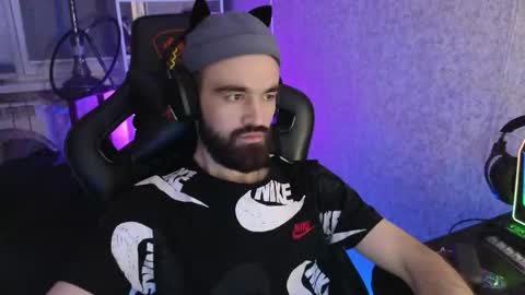 Ask me online show from November 2025 06:43:02 PM