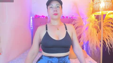 _sexbunny_ online show from April 2026 05:54:01 AM