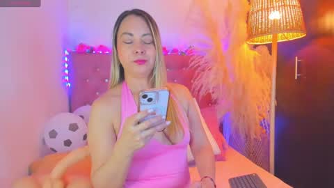 _sexbunny_ online show from July 2026 04:06:02 AM
