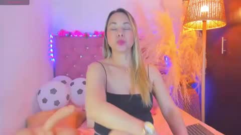 _sexbunny_ online show from July 2026 05:45:01 AM