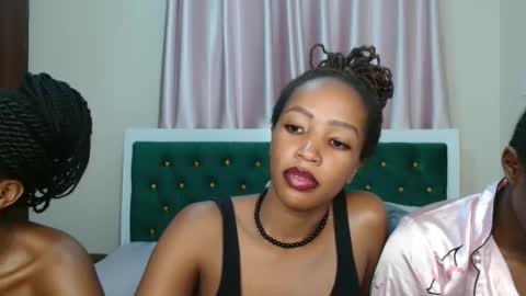Snapshot of _sexy_cherry chatting on September 2025 09:28:02 PM Cherry online show from September 2025 09:28:02 PM