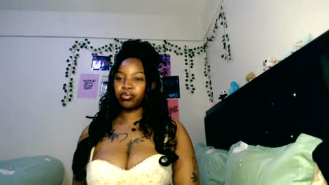 _sexysquirter online show from June 2026 07:55:02 PM