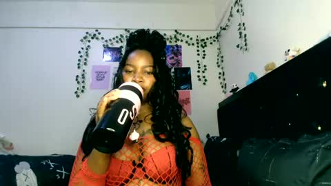 _sexysquirter online show from June 2026 08:32:02 PM