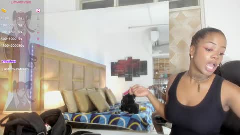 Snapshot of _shirleyy_ chatting on April 2026 06:26:01 PM Shirley online show from April 2026 06:26:01 PM