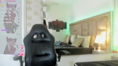 Snapshot of _shirleyy_ chatting on May 2026 06:47:01 PM Shirley online show from May 2026 06:47:01 PM