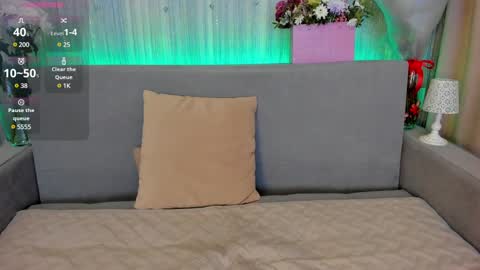 _smetanka_ online show from February 2025 02:59:01 PM