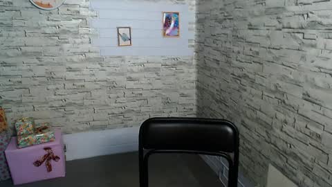 Snapshot of _snow_queen__ chatting on December 2024 07:37:02 PM Rachel online show from December 2024 07:37:02 PM