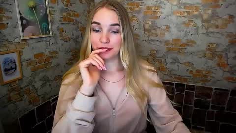 Snapshot of _snow_queen__ chatting on February 2025 04:55:01 PM Rachel online show from February 2025 04:55:01 PM