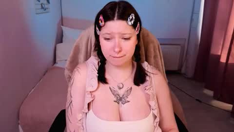 Snapshot of _sofi_spark chatting on February 2026 08:40:02 AM Sofi Follow me online show from February 2026 08:40:02 AM