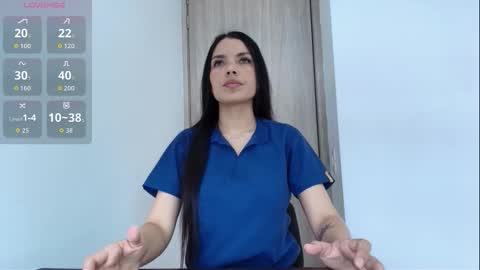 Snapshot of _sofiadeluxe_ chatting on October 2025 05:56:02 PM SOFIA DELUXE online show from October 2025 05:56:02 PM