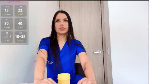 Snapshot of _sofiadeluxe_ chatting on October 2025 06:45:02 PM SOFIA DELUXE online show from October 2025 06:45:02 PM