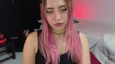 Sofia online show from February 2025 03:00:02 AM