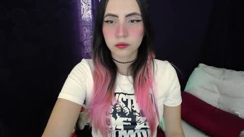 Snapshot of _sofiapink chatting on May 2026 07:41:01 PM Sofia online show from May 2026 07:41:01 PM