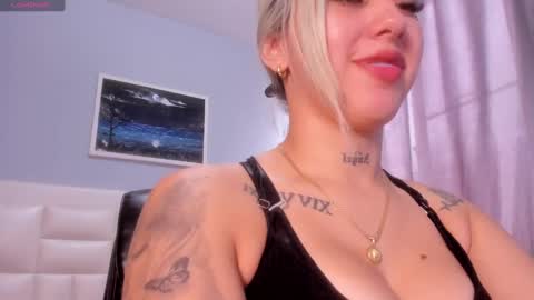 sophie online show from January 2025 03:04:02 PM
