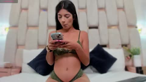 Snapshot of _sophiie_ross_ chatting on January 2026 04:53:02 PM sophiie ross online show from January 2026 04:53:02 PM