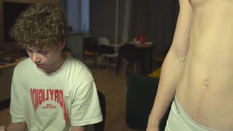 OLIVERpvt is open online show from February 2025 03:51:01 AM