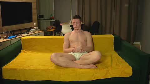 OLIVERpvt is open online show from December 2025 03:11:01 AM