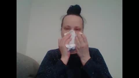 Snapshot of _squirty_pussyyy_ chatting on January 2025 07:03:01 AM Melisa online show from January 2025 07:03:01 AM